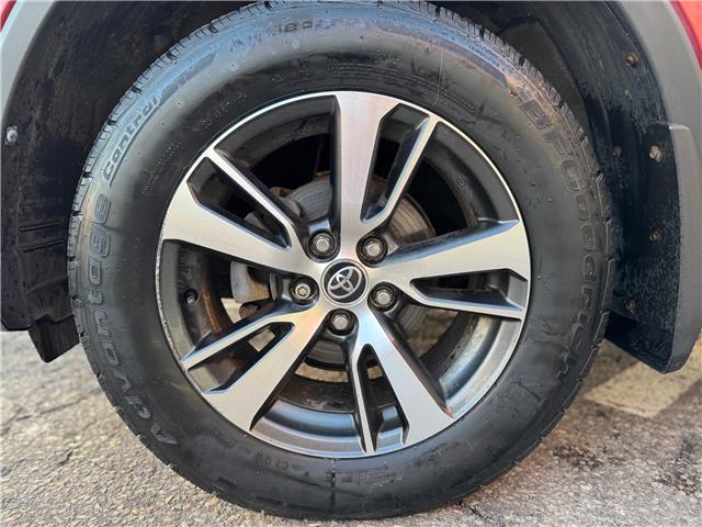2018 Toyota RAV4 LE (Stk: 2603118) in Waterloo - Image 9 of 20