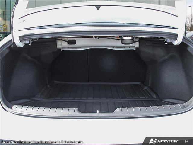 2025 Hyundai Elantra Luxury (Stk: 124558) in London - Image 6 of 23