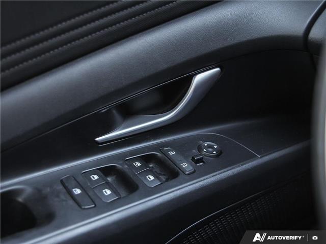 2023 Hyundai Elantra Luxury (Stk: 116810) in London - Image 14 of 24