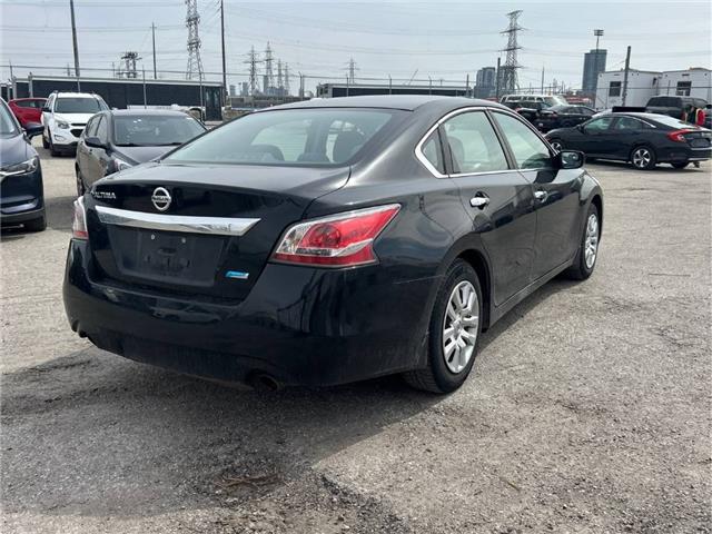 2015 Nissan Altima 2.5 S (Stk: 2604133) in Waterloo - Image 4 of 10 2015 Nissan Altima 2.5 S (Stk: 2604133) in Waterloo - Image 4 of 10
