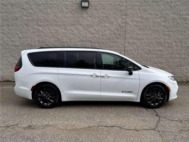 2026 Chrysler Pacifica Select (Stk: 26-0045) in Toronto - Image 4 of 17
