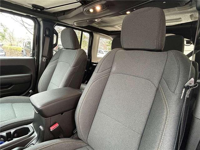 2026 Jeep Wrangler Sport (Stk: 26-0074) in Toronto - Image 3 of 17