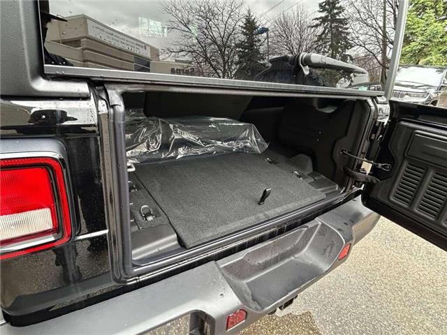 2026 Jeep Wrangler Sport (Stk: 26-0074) in Toronto - Image 5 of 17