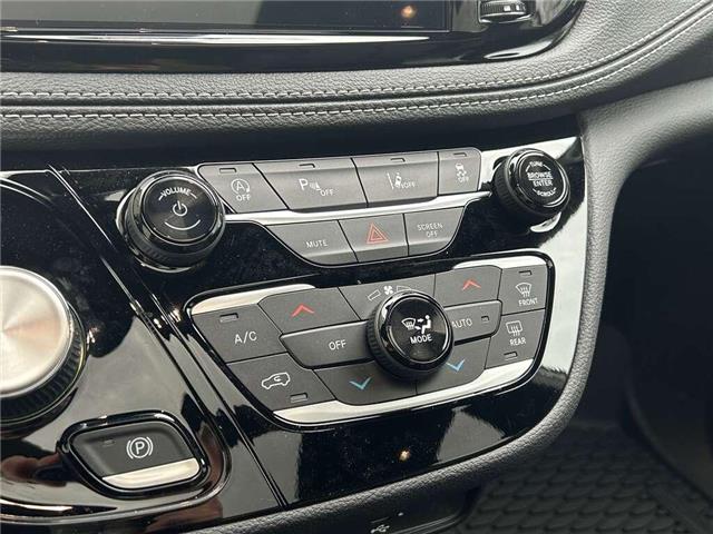 2026 Chrysler Pacifica Select (Stk: 26-0108) in Toronto - Image 12 of 16