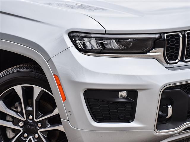 2025 Jeep Grand Cherokee Overland (Stk: 25-0025) in Toronto - Image 2 of 30