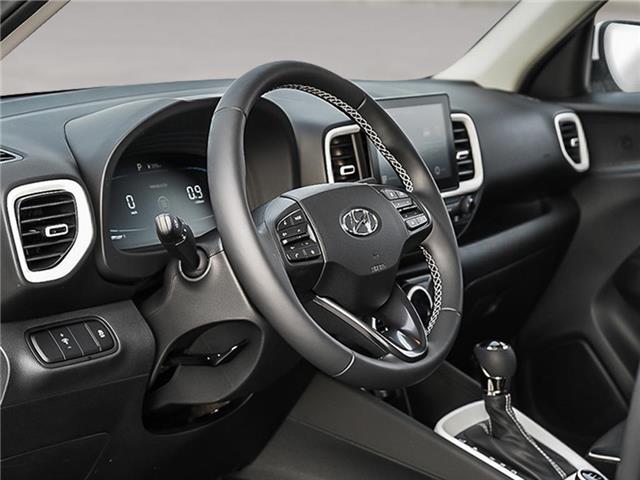 2026 Hyundai Venue Ultimate w/Black Interior (IVT) (Stk: 2610218) in Aurora - Image 11 of 21