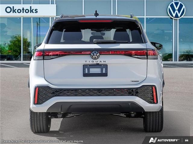 2026 Volkswagen Tiguan Comfortline R-Line Black Edition (Stk: KT-184) in Okotoks - Image 5 of 26