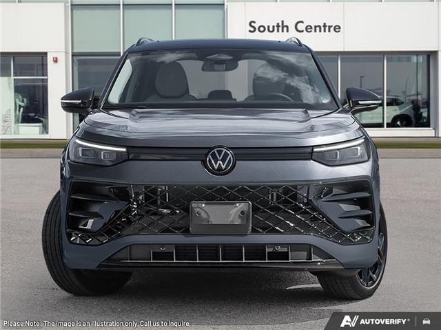 2025 Volkswagen Tiguan Comfortline R-Line Black Edition (Stk: ST-257A) in Calgary - Image 2 of 21