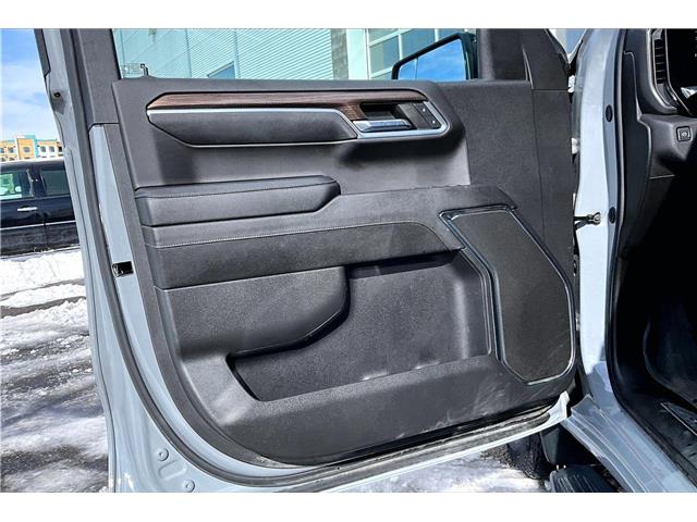 2024 Chevrolet Silverado 1500 RST (Stk: 17239U) in Calgary - Image 17 of 34