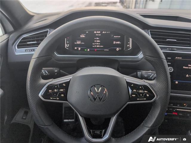 2024 Volkswagen Tiguan Comfortline R-Line Black Edition (Stk: SU7715) in Calgary - Image 13 of 24