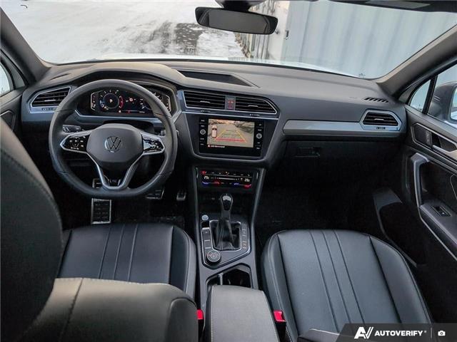 2024 Volkswagen Tiguan Comfortline R-Line Black Edition (Stk: SU7715) in Calgary - Image 23 of 24