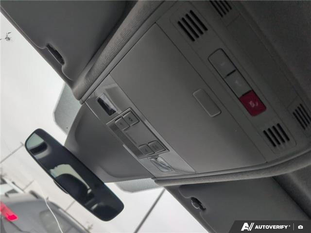 2022 Volkswagen Tiguan Comfortline (Stk: ST-449A) in Calgary - Image 19 of 23 2022 Volkswagen Tiguan Comfortline (Stk: ST-449A) in Calgary - Image 19 of 23