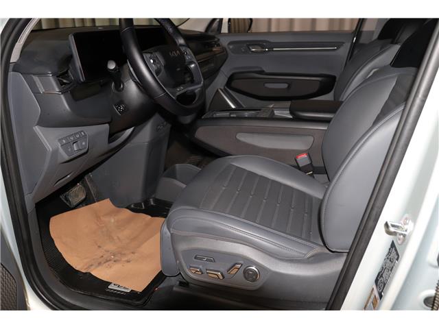 2025 Kia EV9 Land w/Premium Package (Stk: 26785A) in Edmonton - Image 11 of 27