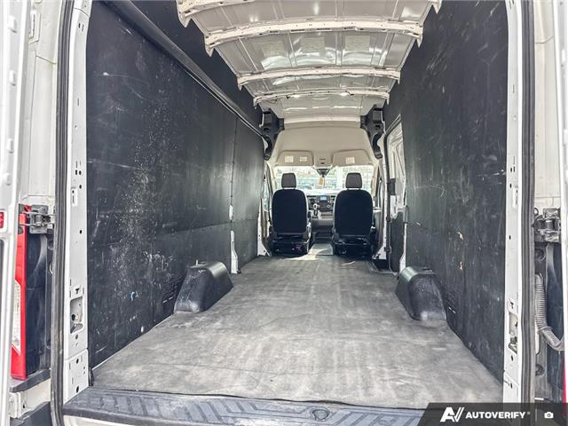 2024 Ford Transit-250 Cargo Base (Stk: RJ0H2774) in Hamilton - Image 7 of 20