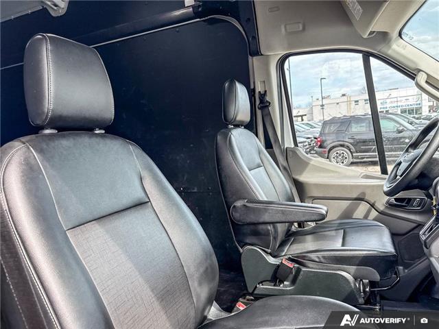 2024 Ford Transit-250 Cargo Base (Stk: RJ0H2774) in Hamilton - Image 17 of 20