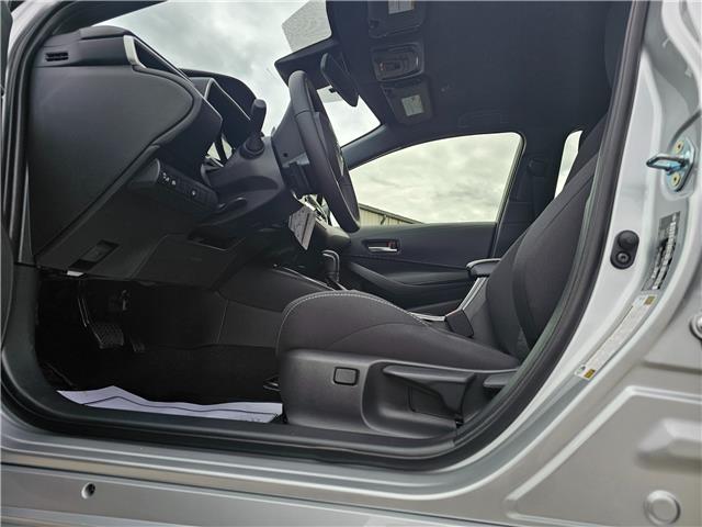 2026 Toyota Corolla Hatchback Base (Stk: 3232) in Sarnia - Image 5 of 6