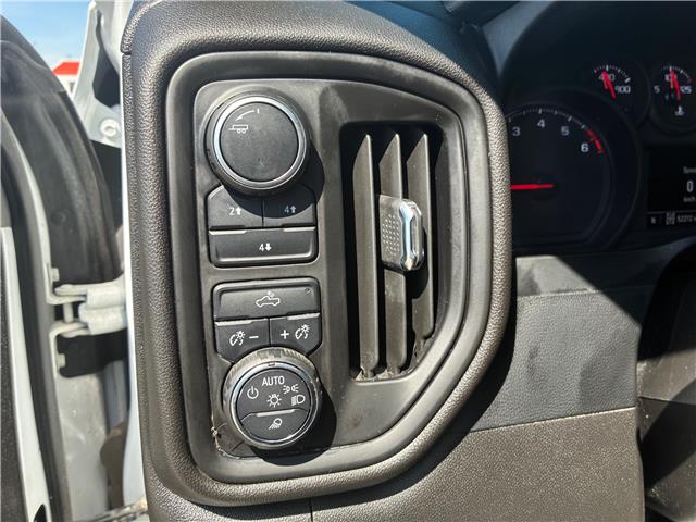 2022 Chevrolet Silverado 2500HD Custom (Stk: 140621) in London - Image 12 of 18