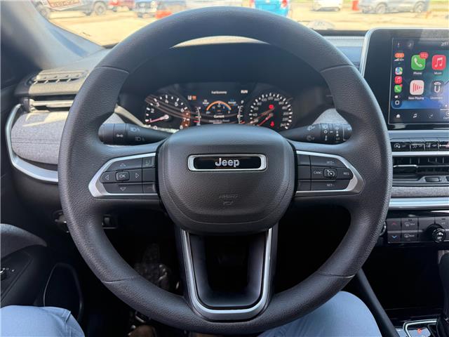 2025 Jeep Compass Sport in Sarnia - Image 11 of 16