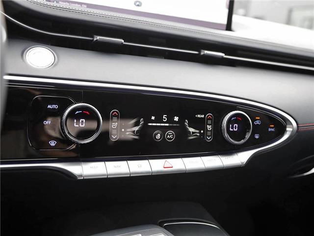2025 Genesis GV70 3.5T Sport Plus w/eLSD (Stk: 122456) in London - Image 20 of 26
