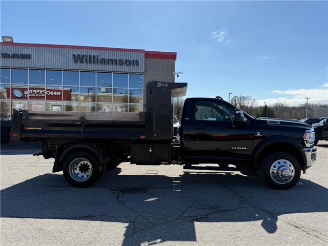 2024 RAM 5500 Chassis Tradesman/SLT (Stk: W9468) in Uxbridge - Image 8 of 9