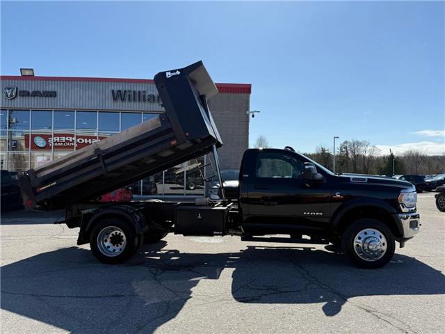 2024 RAM 5500 Chassis Tradesman/SLT (Stk: W9469) in Uxbridge - Image 8 of 9