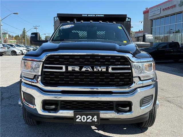 2024 RAM 5500 Chassis Tradesman/SLT (Stk: W9470) in Uxbridge - Image 2 of 17