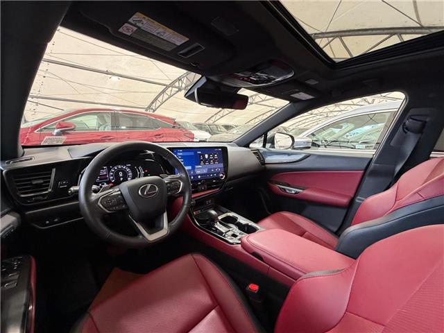 2022 Lexus NX 350h Base (Stk: 260540A) in Calgary - Image 7 of 17
