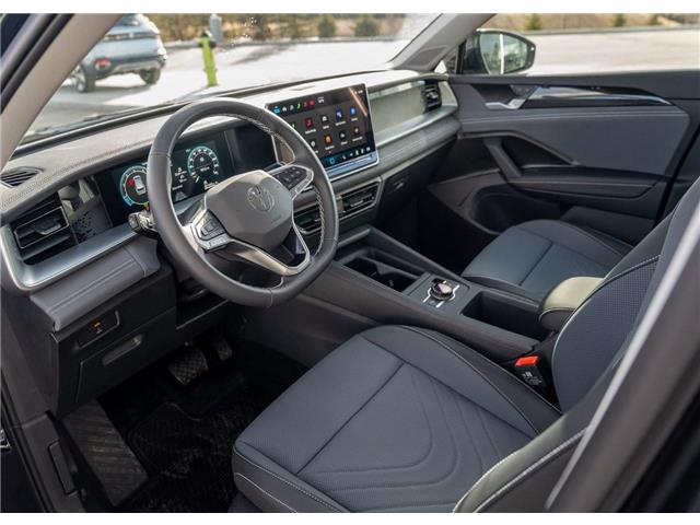 2026 Volkswagen Tiguan Comfortline (Stk: TT-171) in Calgary - Image 15 of 27