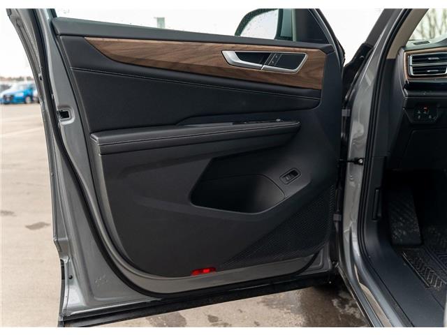 2026 Volkswagen Atlas 2.0 TSI Comfortline (Stk: TT-263) in Calgary - Image 13 of 27
