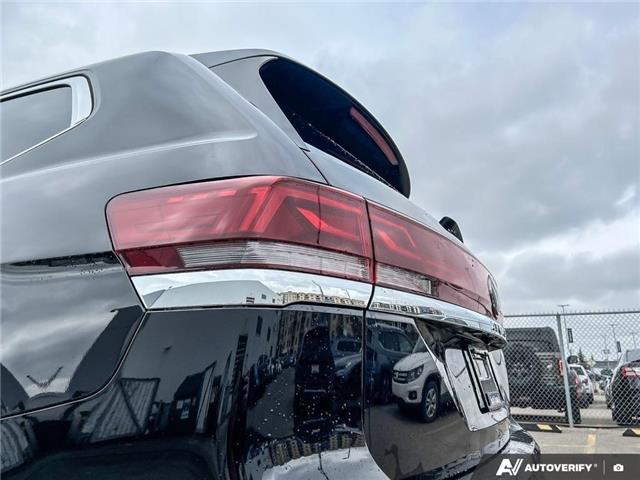 2024 Volkswagen Atlas 2.0 TSI Execline (Stk: ST-352A) in Calgary - Image 8 of 22 2024 Volkswagen Atlas 2.0 TSI Execline (Stk: ST-352A) in Calgary - Image 8 of 22