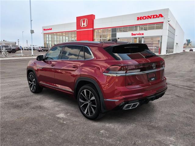 2024 Volkswagen Atlas Cross Sport 2.0 TSI Execline (Stk: C1717) in Lethbridge - Image 5 of 23