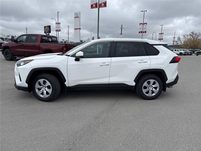 2025 Toyota RAV4 LE (Stk: C504406K) in Cranbrook - Image 2 of 19