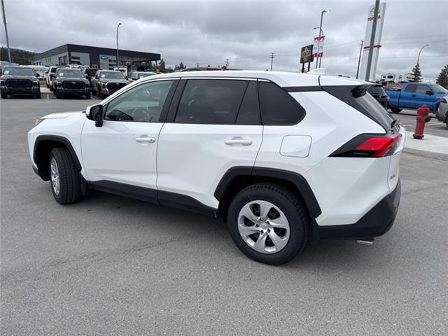 2025 Toyota RAV4 LE (Stk: C504406K) in Cranbrook - Image 3 of 19
