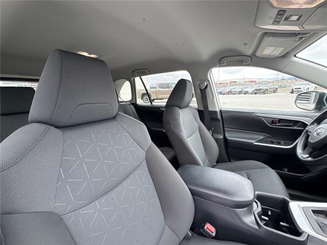 2025 Toyota RAV4 LE (Stk: C504406K) in Cranbrook - Image 11 of 19