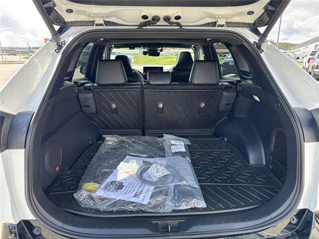 2025 Toyota RAV4 Hybrid XSE (Stk: W283569W) in Cranbrook - Image 6 of 21
