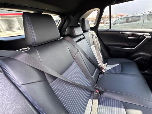 2025 Toyota RAV4 Hybrid XSE (Stk: W283569W) in Cranbrook - Image 9 of 21