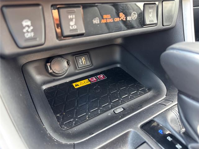 2025 Toyota RAV4 Hybrid XSE (Stk: W283569W) in Cranbrook - Image 19 of 21