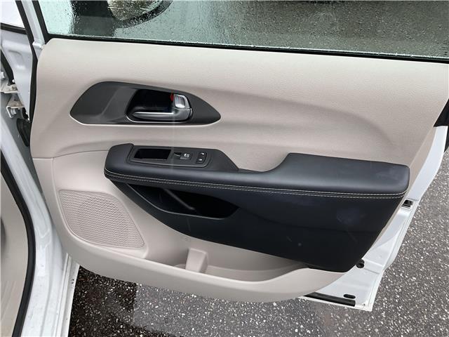 2023 Chrysler Pacifica Touring-L (Stk: 260378) in Kingston - Image 18 of 20