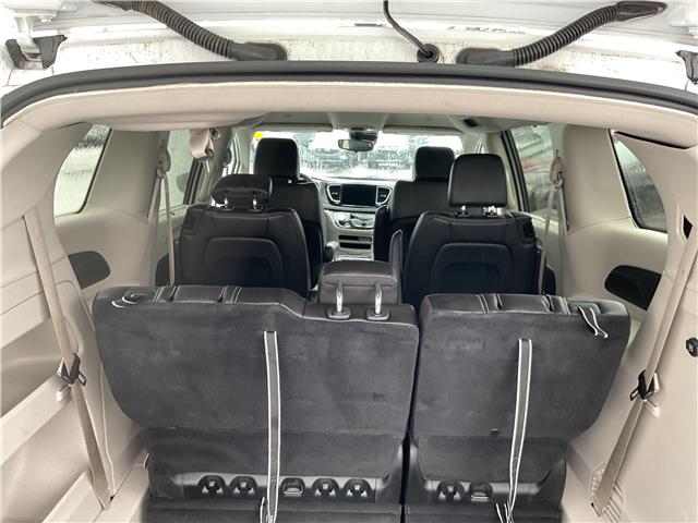 2023 Chrysler Pacifica Touring-L (Stk: 260378) in Kingston - Image 19 of 20