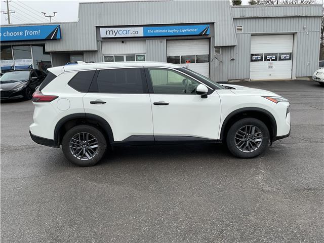 2025 Nissan Rogue S (Stk: 260409) in Kingston - Image 2 of 33