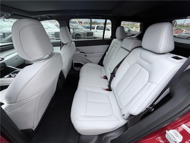 2026 Jeep Cherokee Laredo/Limited (Stk: J23281) in Newmarket - Image 11 of 24