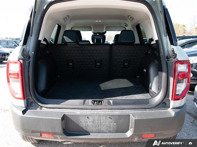 2025 Lincoln Navigator L Reserve (Stk: 25NG6644) in London - Image 10 of 27