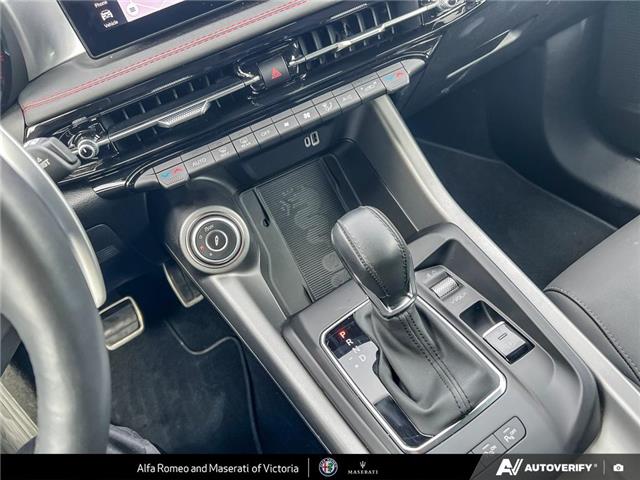 2025 Alfa Romeo Tonale PHEV Tributo (Stk: 912370) in Victoria - Image 16 of 23