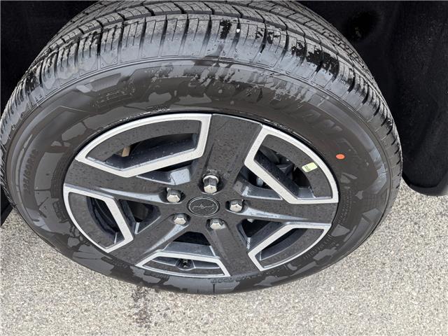 2026 Jeep Cherokee Laredo/Limited (Stk: 7482) in Fort Erie - Image 8 of 25