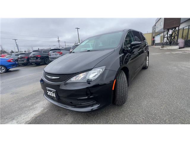 2024 Chrysler Grand Caravan SXT (Stk: 26125) in Sudbury - Image 4 of 26