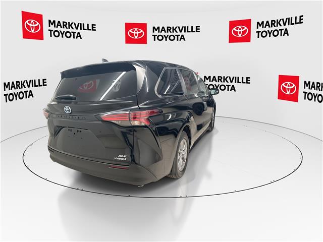 2021 Toyota Sienna XLE 8-Passenger (Stk: 11105794A) in Markham - Image 9 of 23