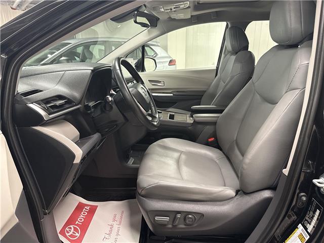 2021 Toyota Sienna XLE 8-Passenger (Stk: 11105794A) in Markham - Image 13 of 23