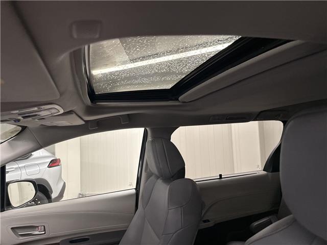 2021 Toyota Sienna XLE 8-Passenger (Stk: 11105794A) in Markham - Image 22 of 23