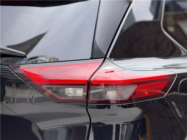 2023 Nissan Rogue SV Moonroof (Stk: 479U) in Toronto - Image 8 of 24