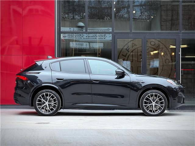2026 Maserati Grecale Modena V6 (Stk: 444MA) in Toronto - Image 2 of 25